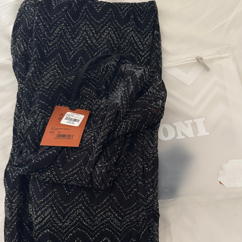 Black and Silver Zigzag pants 😍😍